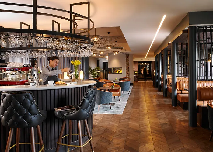 Red Cow Moran מלון