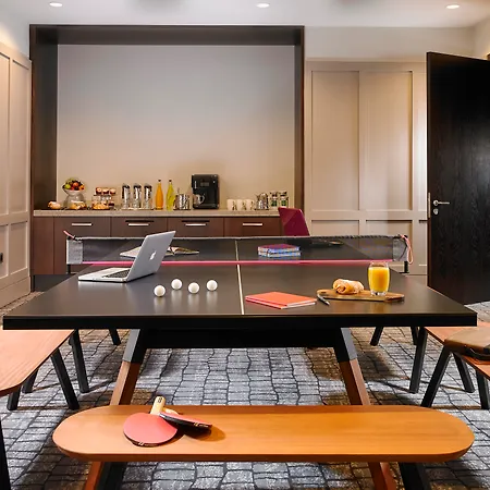 Red Cow Moran 4* Dublin