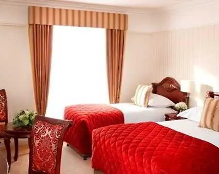 Hotell Red Cow Moran Dublin