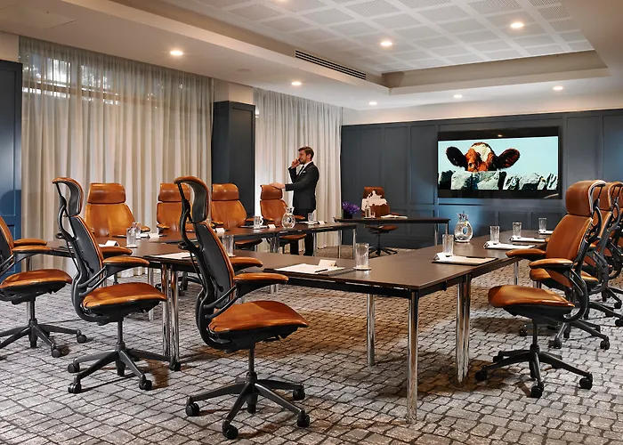 Hotel Red Cow Moran Dublin