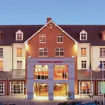 Hotel Red Cow Moran 4*