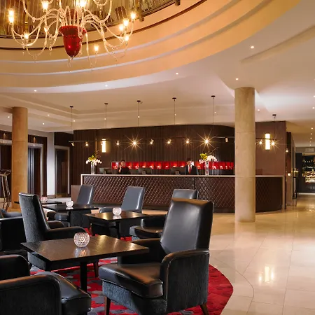 Red Cow Moran Hotel 4*