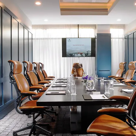 Hotel Red Cow Moran Dublin