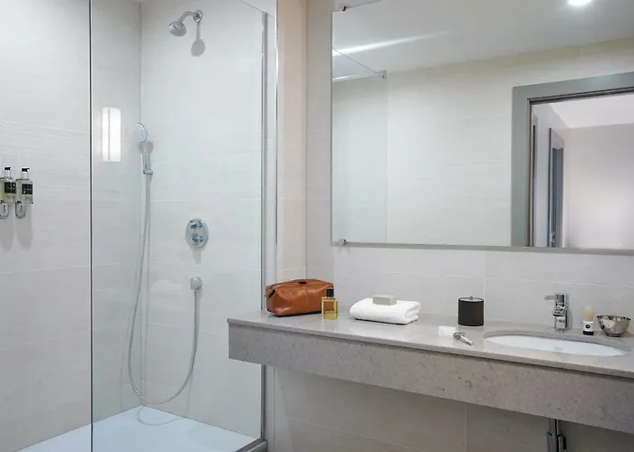 Hotel Red Cow Moran 4*