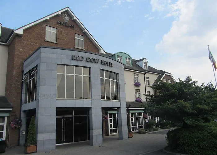 Red Cow Moran Hotel 4*